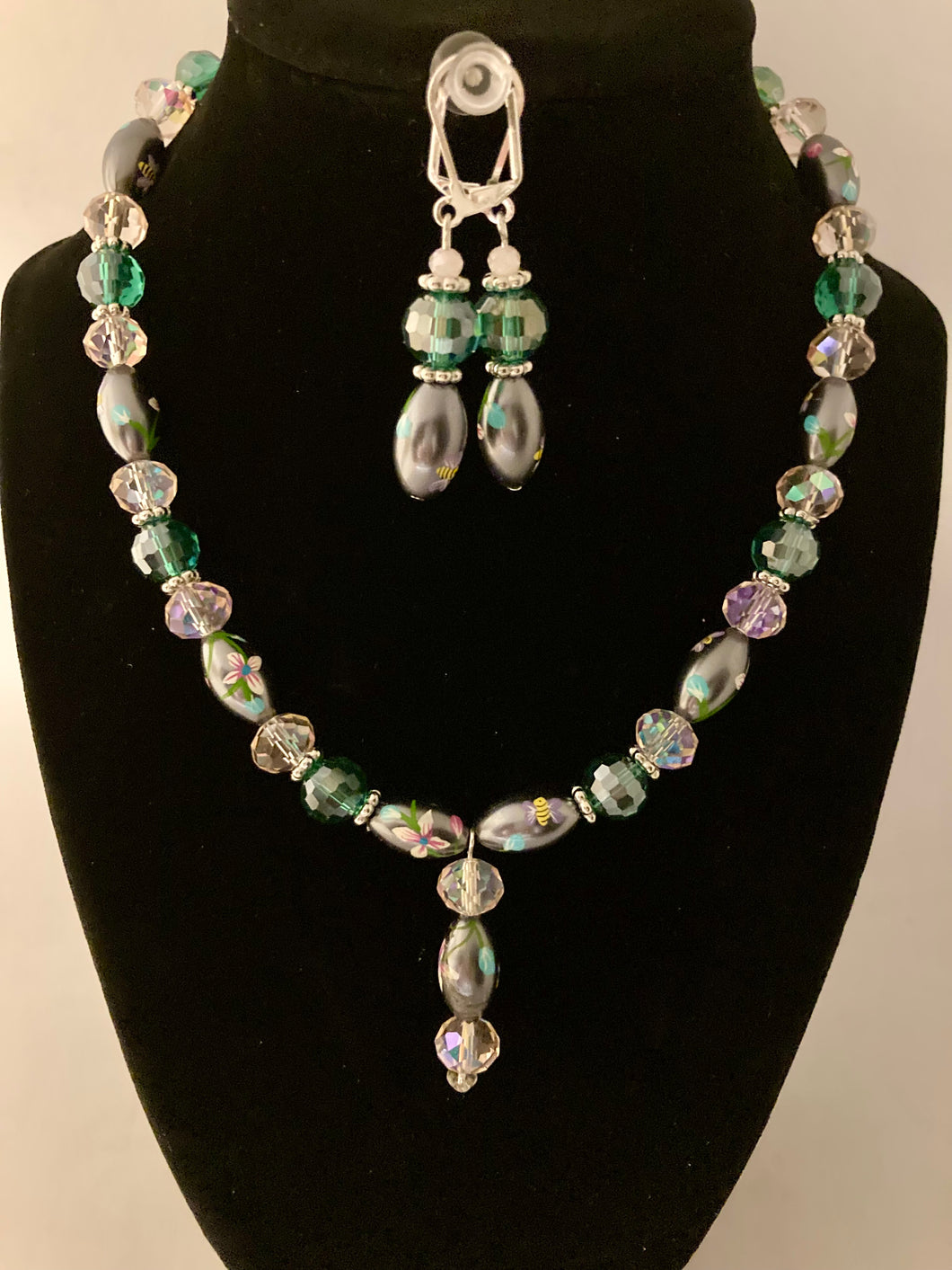 Czech floral glass and crystal beaded necklace and matching earrings set